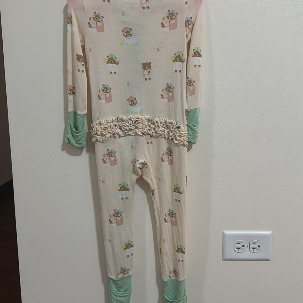 Spa Day Bamboo Pjs! - Picture 5 of 5